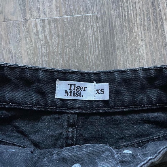 Tiger mist high rise denim shorts - Picture 2 of 4